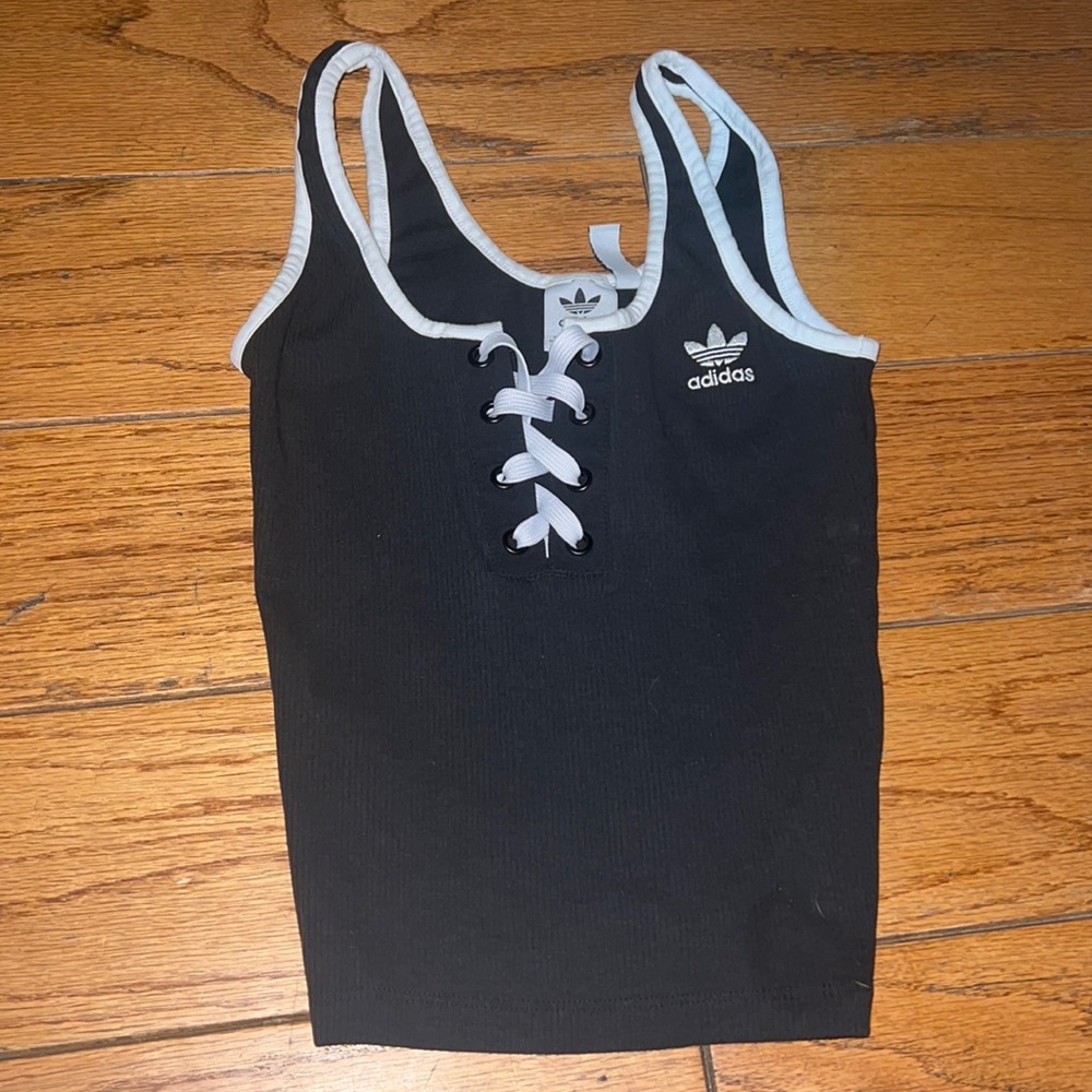 Adidas top
